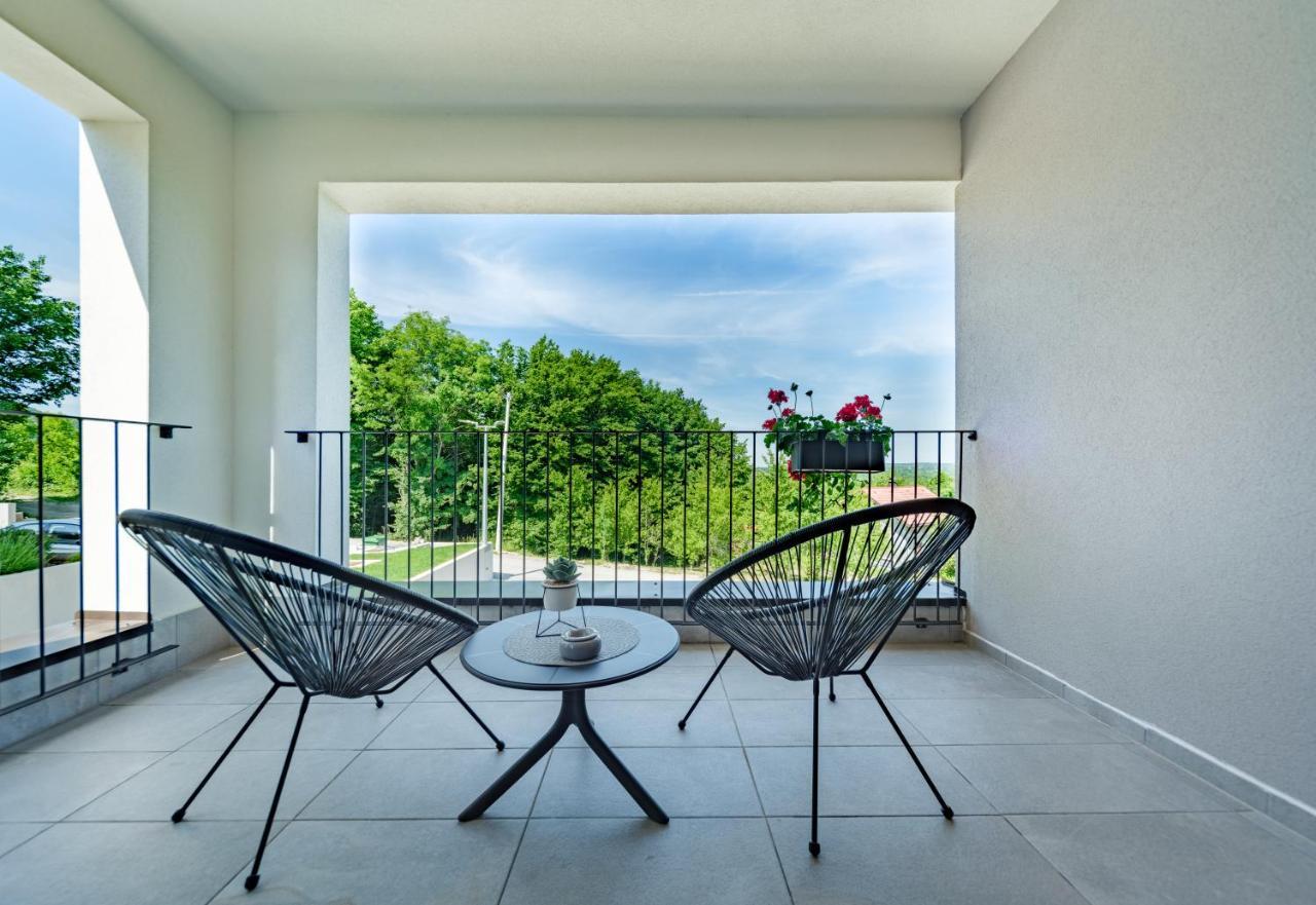 B&B Plitvice Lacus セリステ・ドゥレズニツコ エクステリア 写真